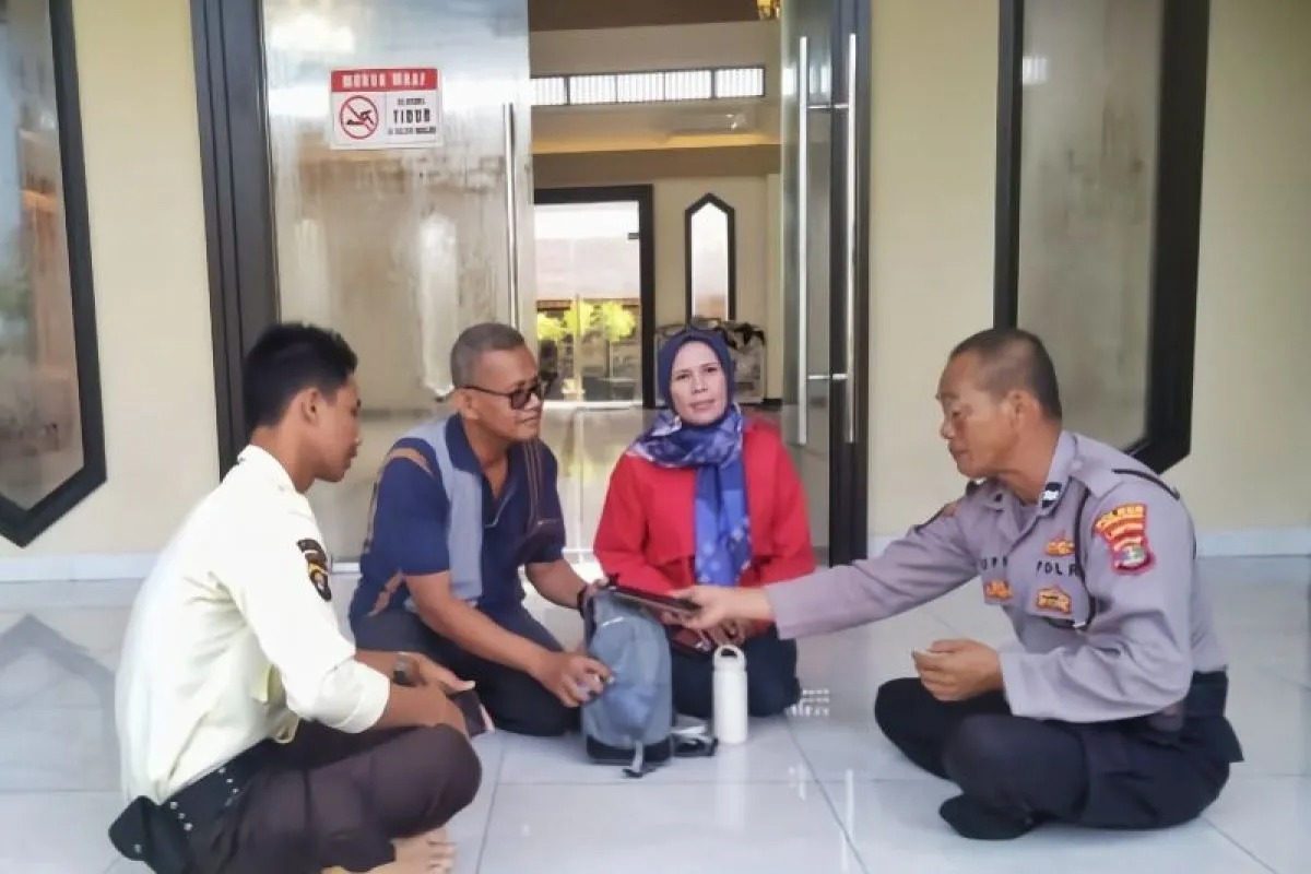 Kompolnas Apresiasi Aiptu Supriyanto yang Kembalikan Tas Berisi Uang Rp100 Juta ke Pemiliknya