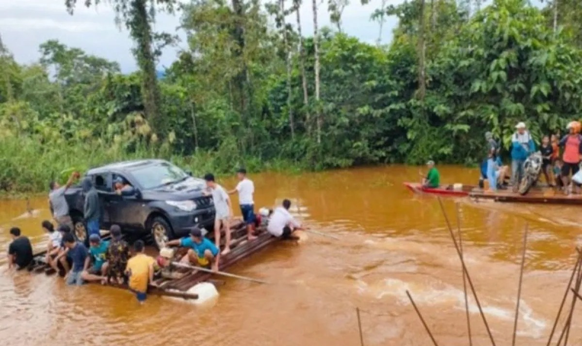 Ratusan Korban Banjir di Konawe Utara Memilih Mengungsi Secara Mandiri