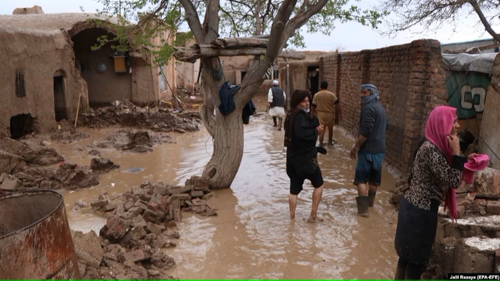 Banjir Bandang Melanda Afghanistan Hingga Menewaskan 50 Orang