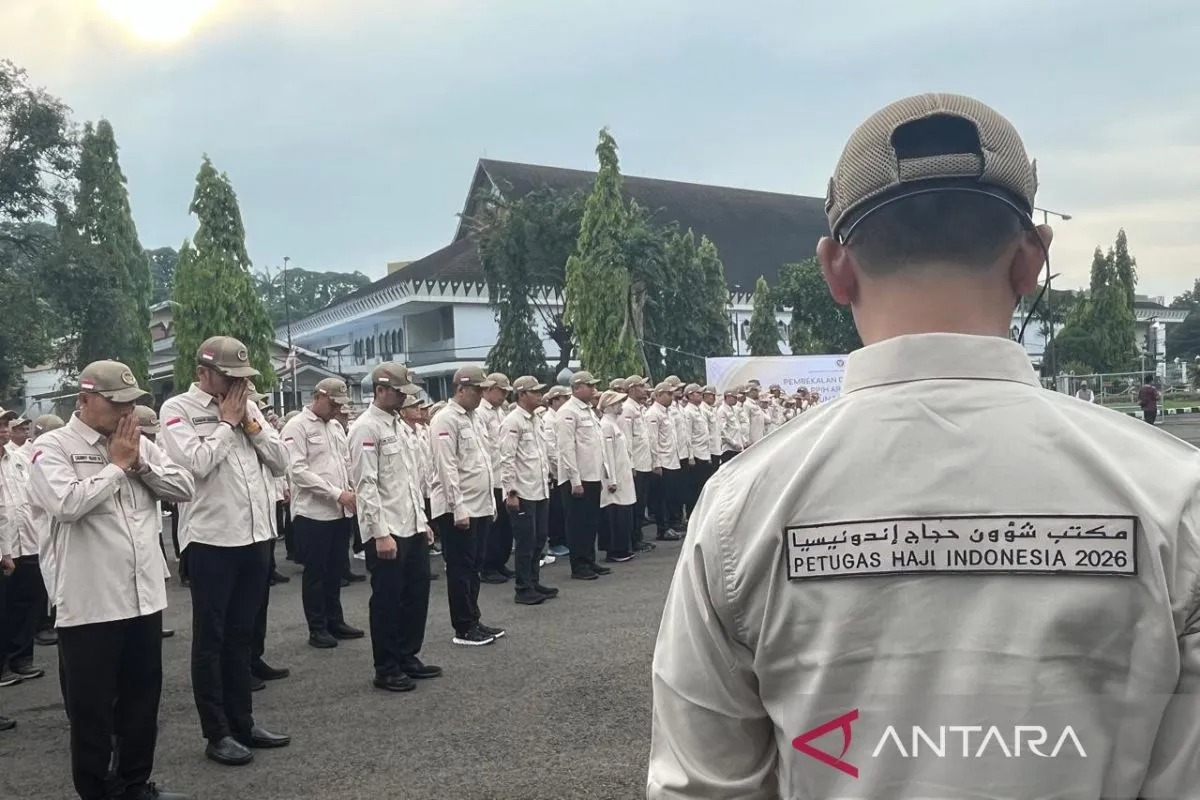 Wamenhaj Minta Petugas Haji Wakafkan Diri untuk Melayani Jamaah Sepenuh Hati