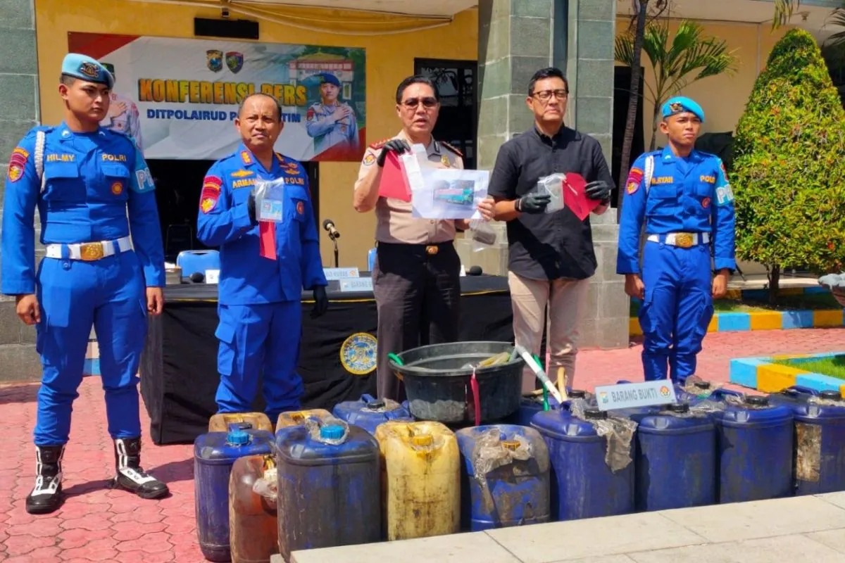 Polda Jatim Gagalkan Penyelundupan Solar