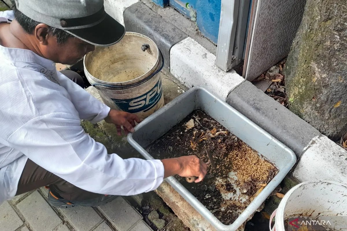 Menteri LH Ajak Masyarakat Pilah Sampah untuk Dukung PSEL