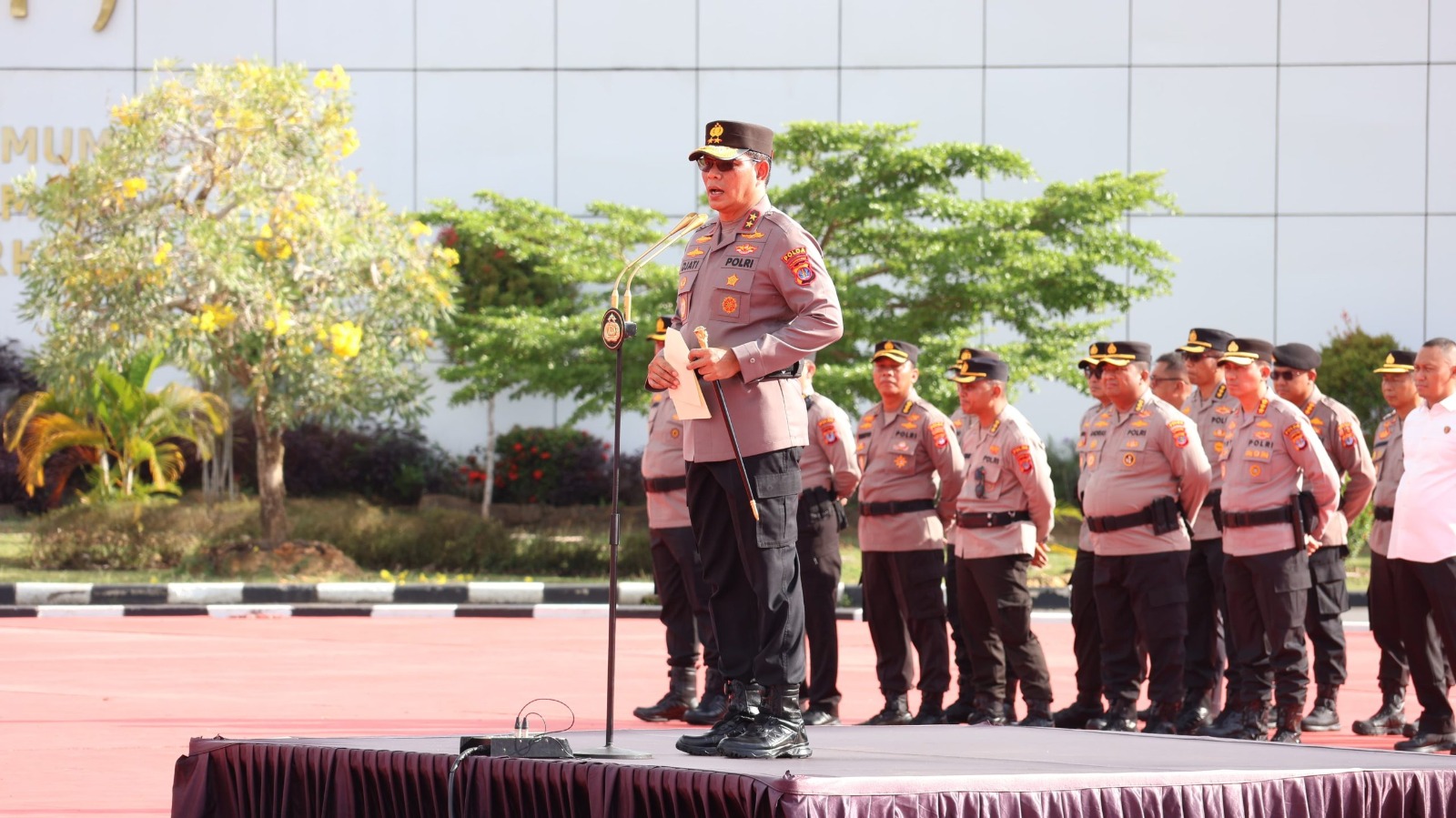 Pimpin Apel Pagi, Kapolda Kaltara Tekankan Polisi Proaktif dan Humanis di Tengah Tantangan Global