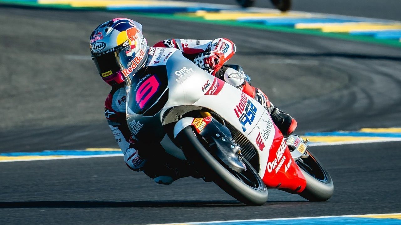 Veda Ega Pratama Kembali Curi Perhatian Sajikan Aksi Comeback Moto3 Prancis 2026
