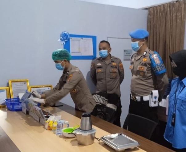Pastikan Makanan Aman dan Bergizi, Tim Food Security Polres Lampung Utara Lakukan Pemeriksaan di SPPG