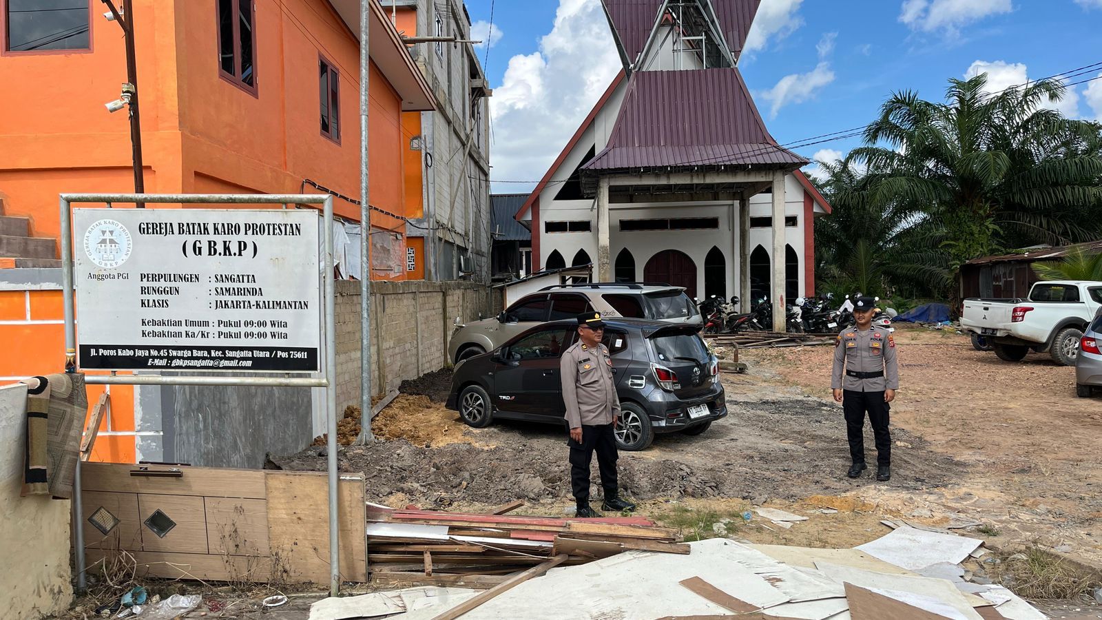 Polri Beri Rasa Aman Ibadah Kenaikan Isa Almasih di GBKP