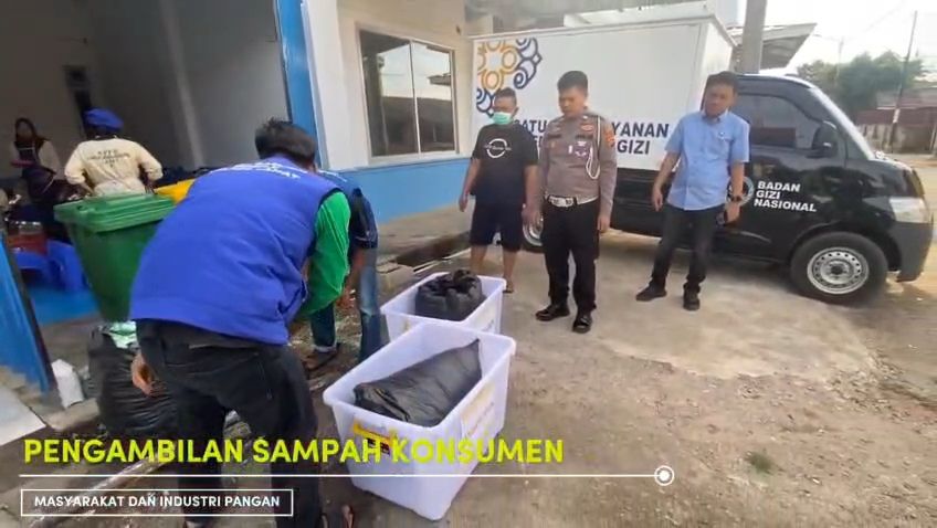 Kapolda Sumsel Resmikan Inovasi Bank Sampah Mobile Polres Lahat