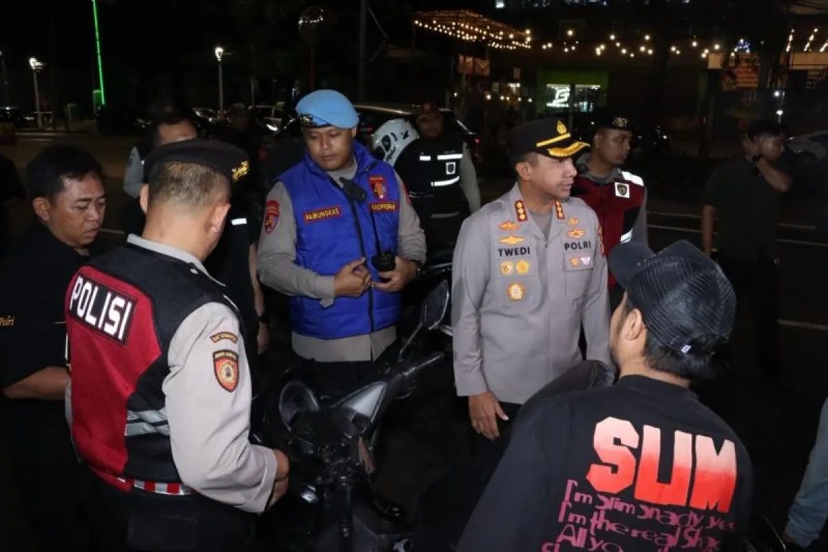 Polres Jakbar Gelar Patroli, Sasar Titik Rawan Kejahatan Jalanan