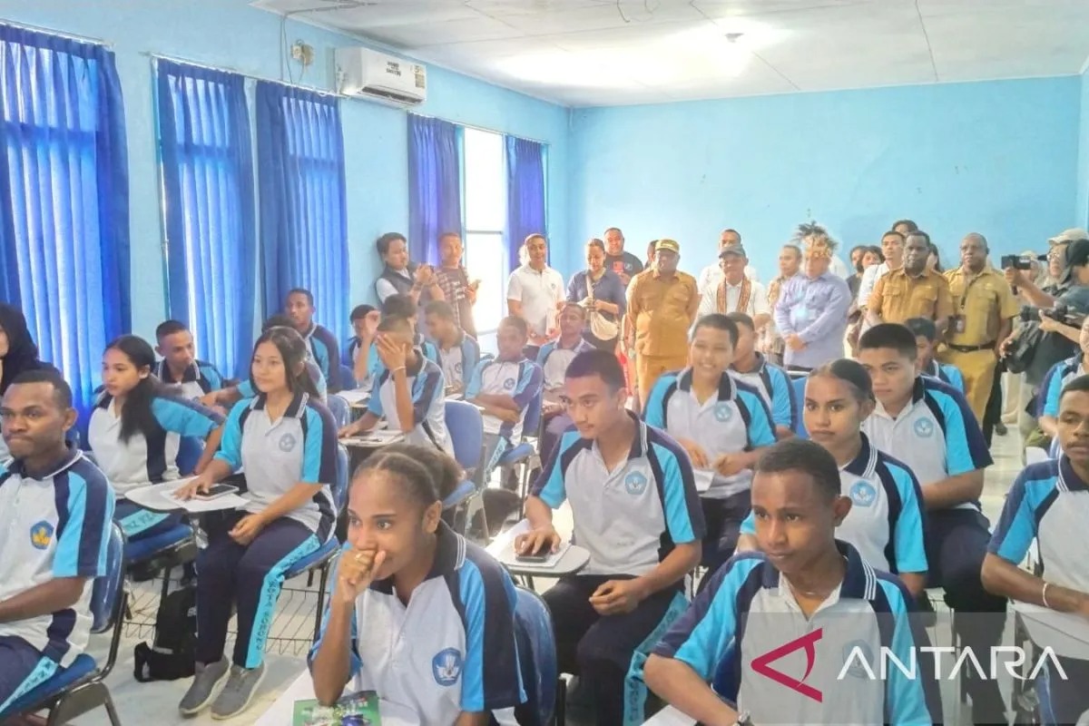 Mendikdasmen Pastikan Program Digitalisasi Pendidikan Diperluas hingga Menjangkau Sekolah Terpencil