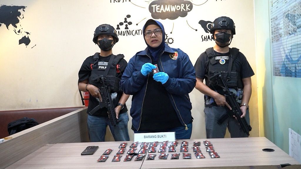 Polda Metro Gagalkan Pendistribusian 30 Pcs Etomidate di Jakarta Barat