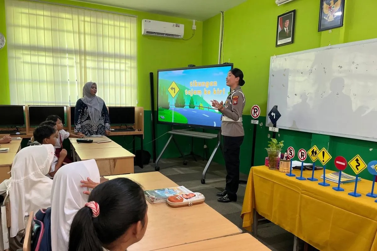 Polresta Barelang Perkuat Pendidikan Keselamatan Lalu Lintas melalui Kurikulum di SD-SMP