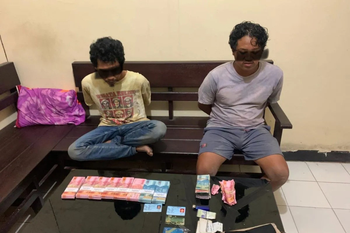 Polisi Ringkus Dua Pelaku Pengedar Uang Palsu di NTB