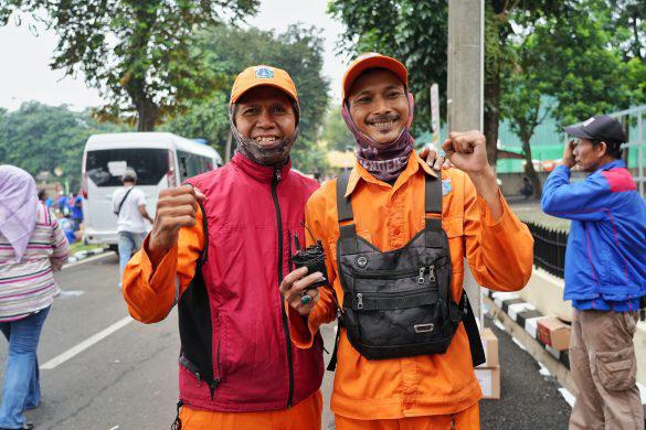 Masyarakat Termasuk Kaum Buruh Rasakan Manfaat Bantuan Sembako dan Layanan Kesehatan Gratis Polri