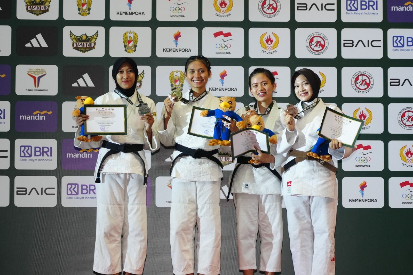 Polwan Polda Bengkulu Raih Perunggu di Kejurnas Judo Kasad Cup XVI 2026 Kelas 57 Kg Kategori TNI-Polri