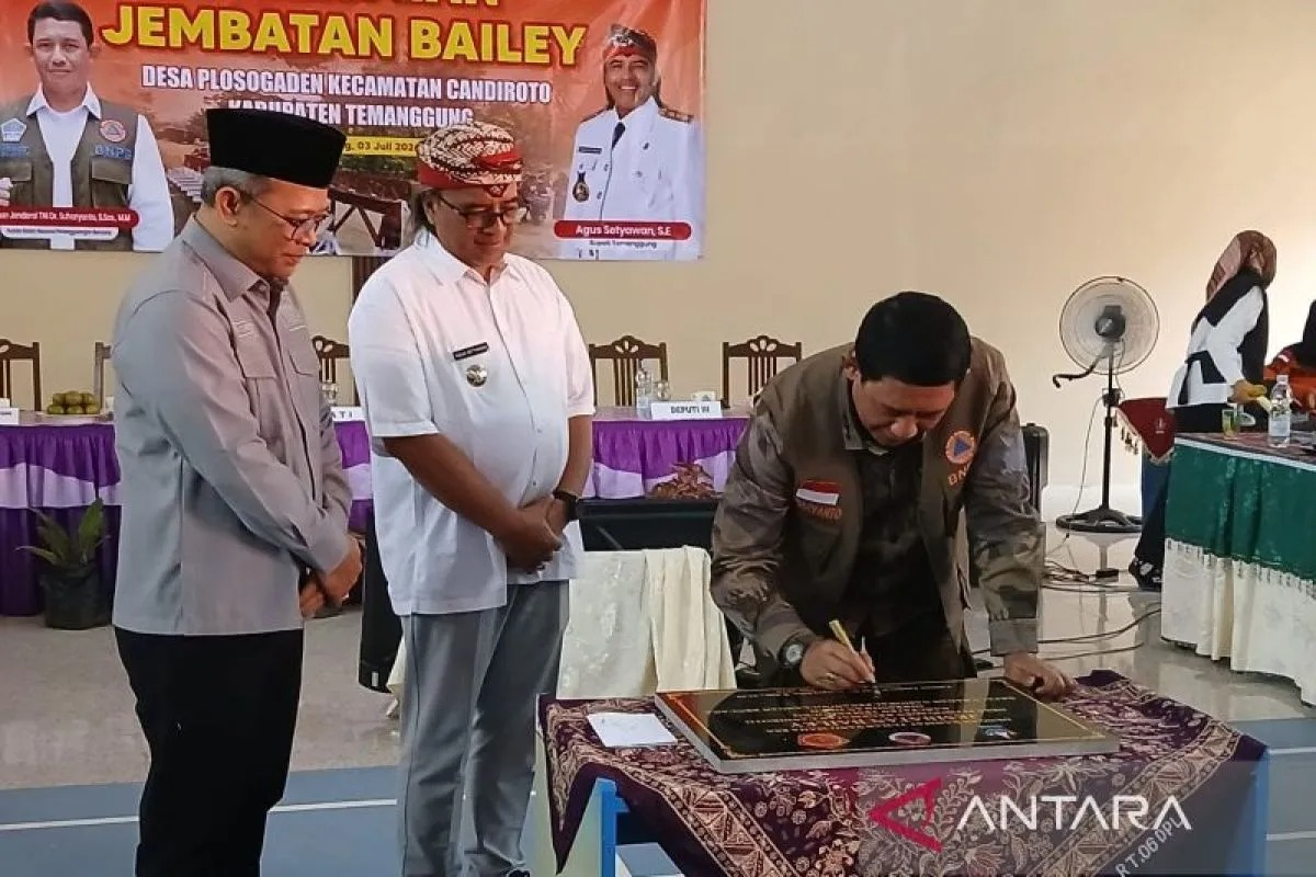 Kepala BNPB Ingatkan Pemda Waspada Potensi Kebakaran TPA selama Musim Kemarau
