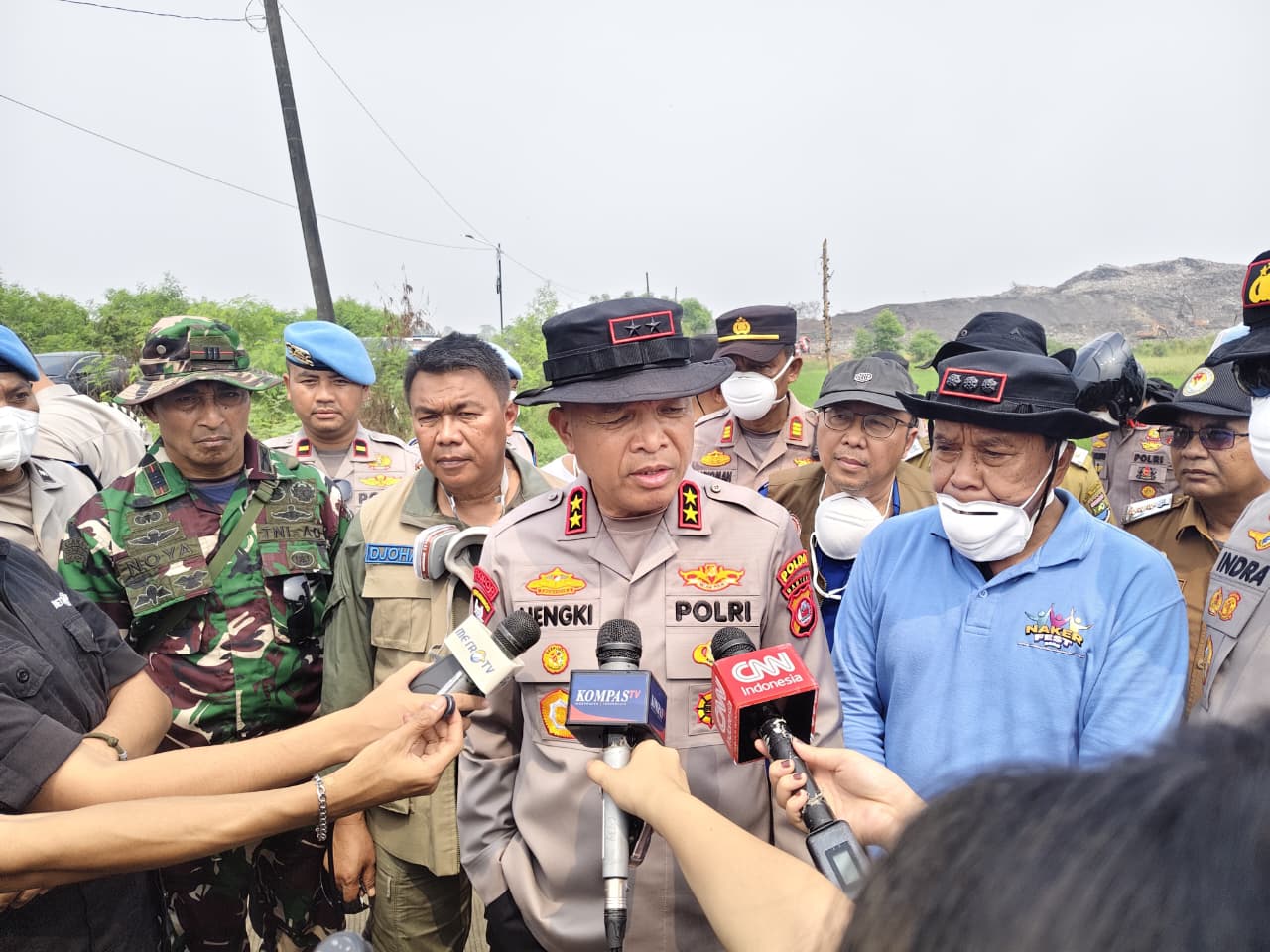 Irjen Pol. Pastikan Penanganan Kebakaran TPA Jatiwaringin Berjalan Optimal