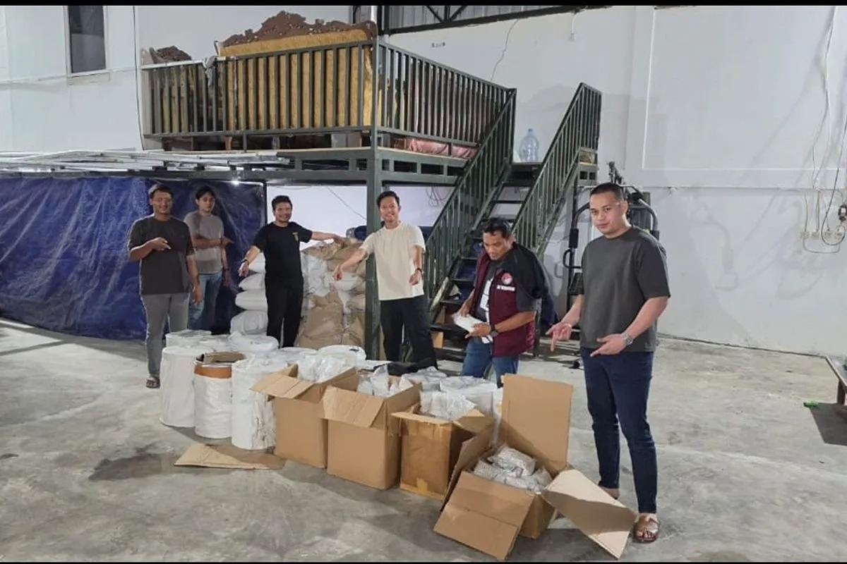 Polisi Bongkar Laboratorium Gelap yang Produksi Narkotika Jenis Tablet Carisoprodol di Semarang
