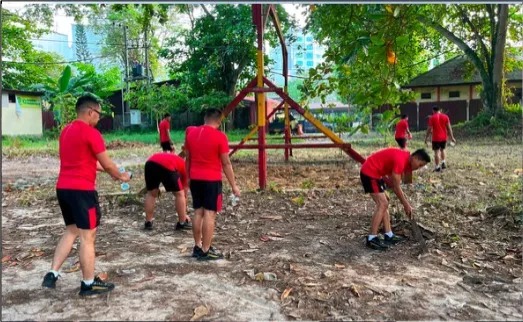 Satbrimob Polda Kaltim Dukung Gerakan Indonesia Asri, Wujudkan Lingkungan Kerja Bersih, Sehat, dan Nyaman