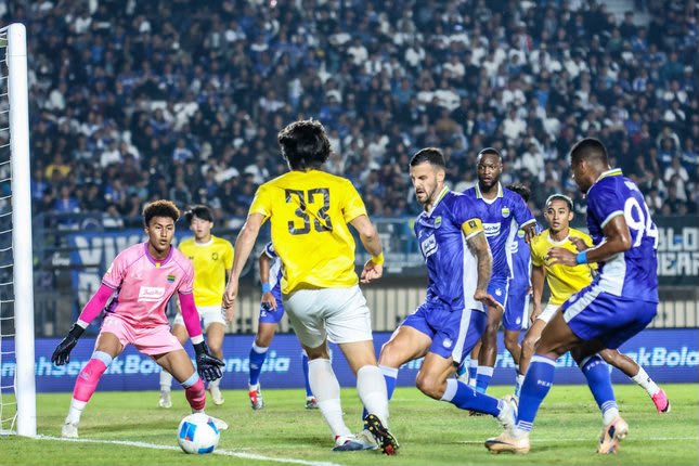 Persib Bandung Menang 1-0 dari Tampines Sapuh Bersih Grup A