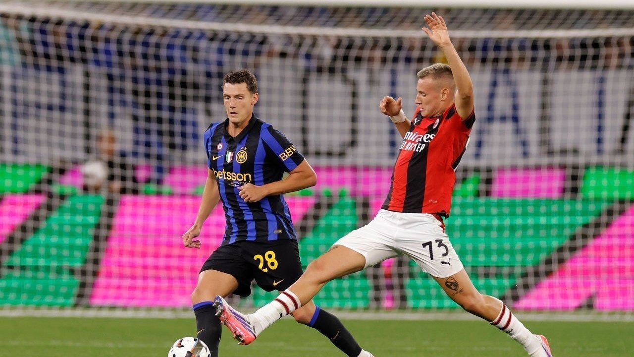 Derby Pramusim AC Milan vs Inter Milan Berakhir Sama Kuat 1-1