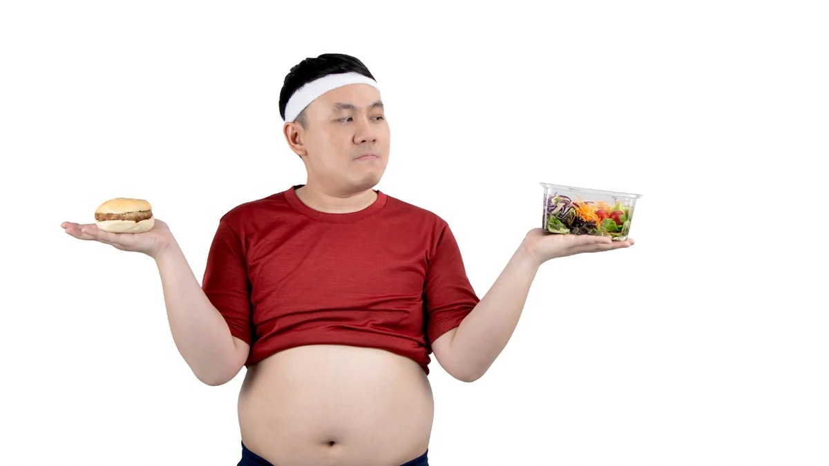 Melewatkan Sarapan vs Makan Malam Saat Diet, Mana Lebih Aman?