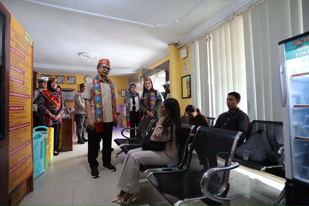 Kompolnas Visitasi Polres Kotawaringin Barat, Apresiasi Inovasi Pelayanan Berbasis Presisi
