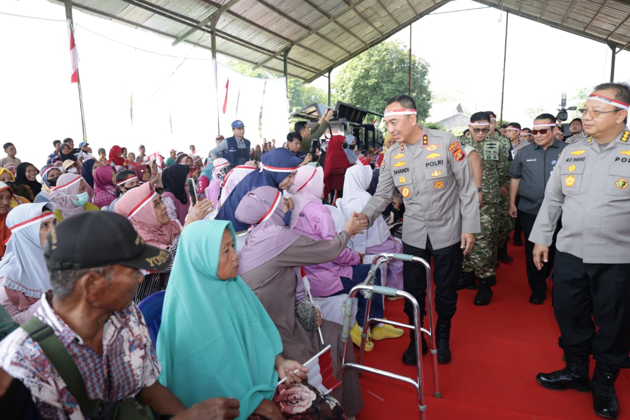 Polda Sumsel Gelar Bakti Sosial dan Kesehatan Pada Peresmian Jembatan Merah Putih di Banyuasin