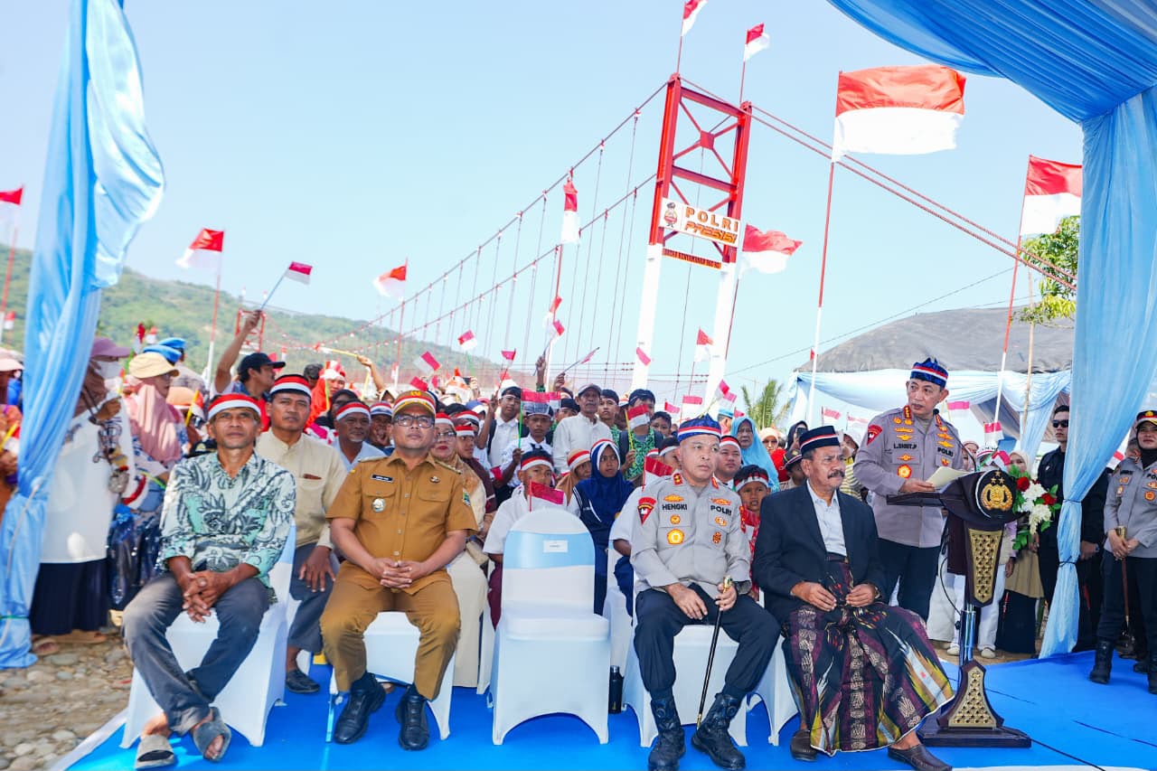 Kapolri: Jembatan Merah Putih Presisi Wujud Sinergi TNI-Polri Dukung Pembangunan dan Konektivitas Masyarakat