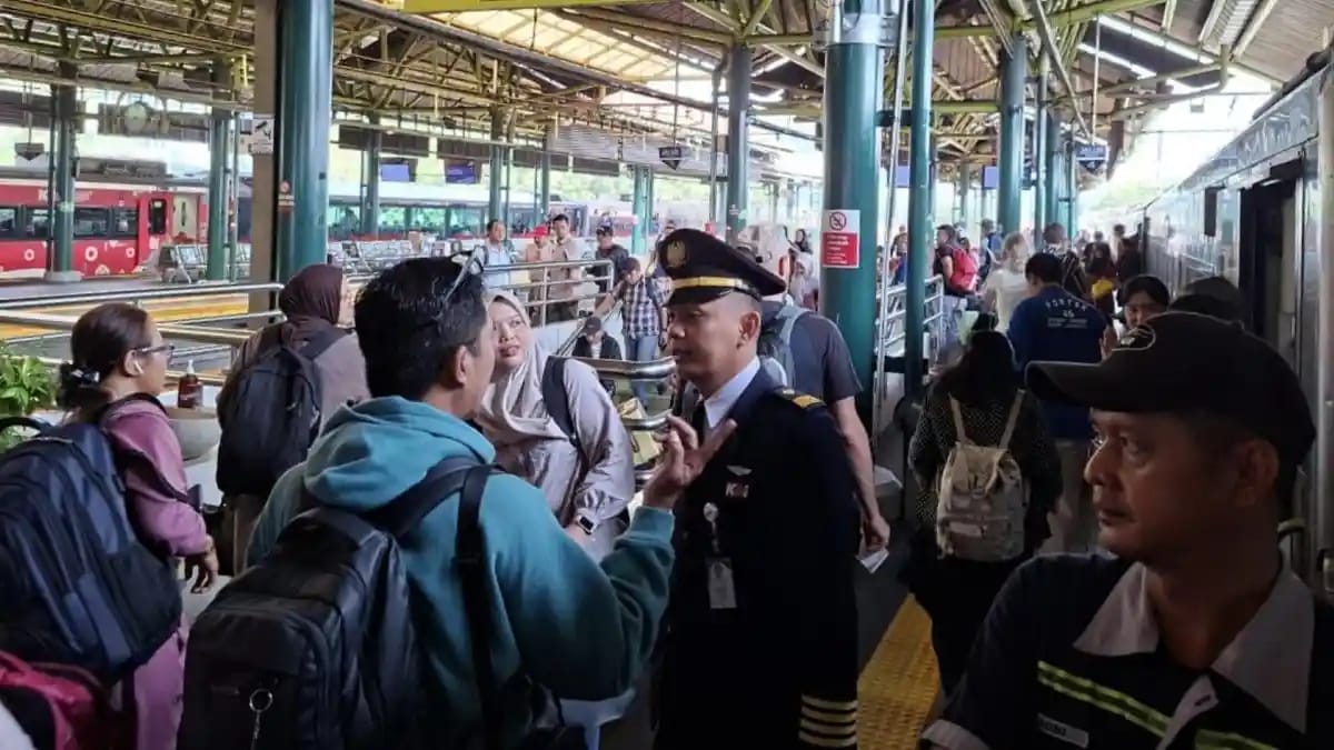 Arus Balik Libur Maulid Nabi Meningkat, KAI Prediksi 34.997 Penumpang Tiba di Jakarta