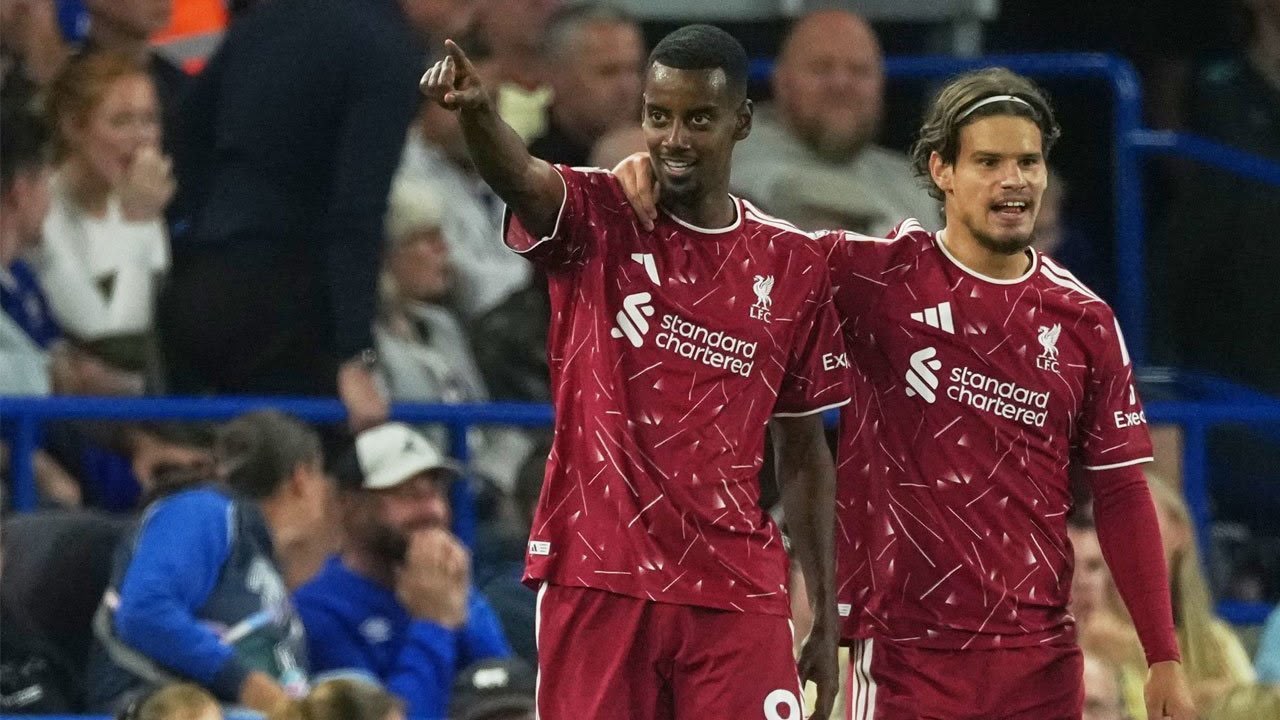 Brace Isak Bantu Liverpool Menang 2-0 dari Ipswich Town