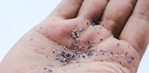 Benarkah Microplastik Picu Kanker Paru-Paru