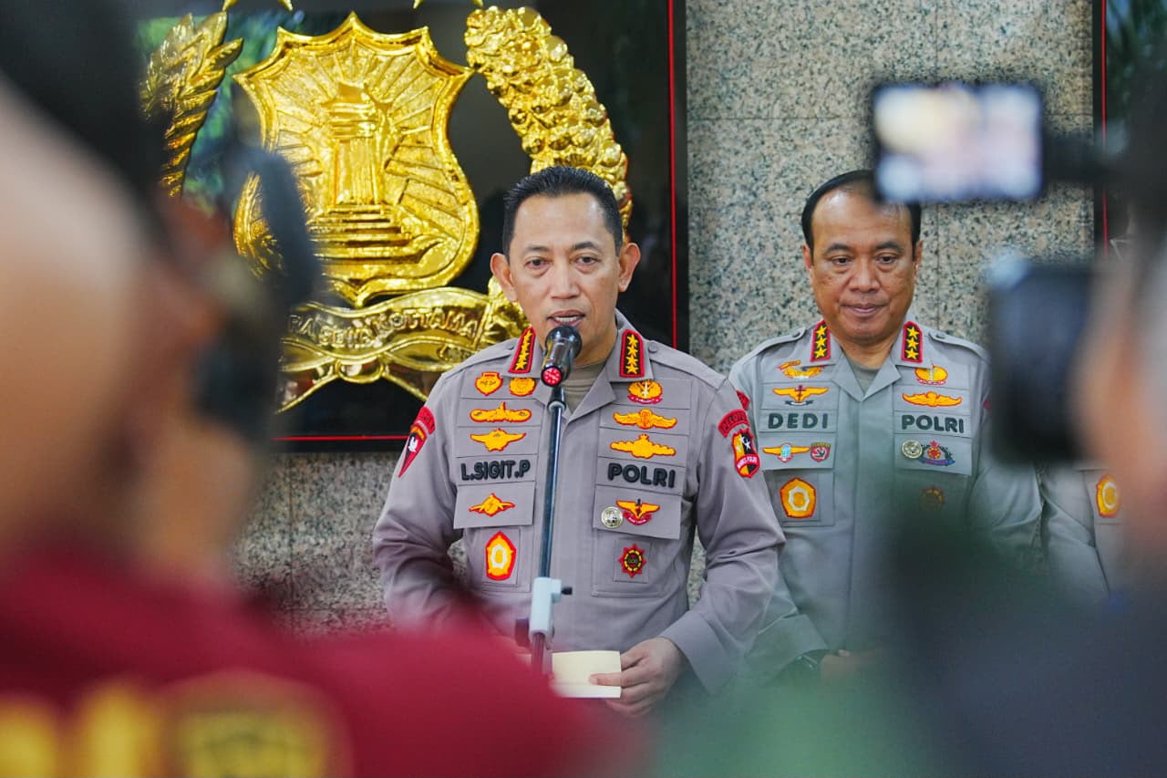 Kapolri Instruksikan Jajaran Siaga Hadapi Dampak Erupsi Gunung Anak Krakatau