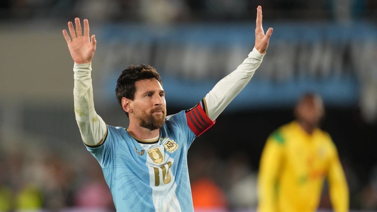 Resmi Lionel Messi Pensiun 208 Laga, 126 Gol, dan 4 Trofi untuk Timnas Argentina