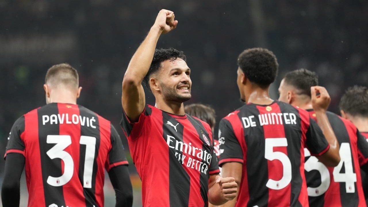 AC Milan Raih Kemenangan Dramatis melawan Atalanta 3-2