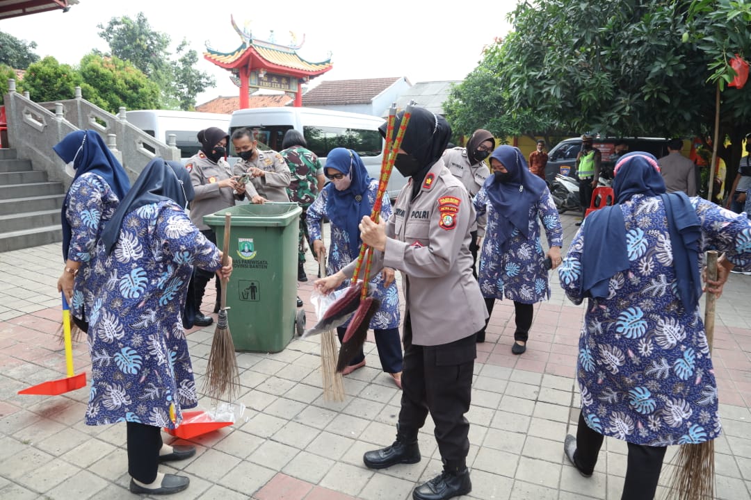 Polwan RI Gelar Bakti Religi Rumah Ibadah Jelang Hari Jadi ke-74