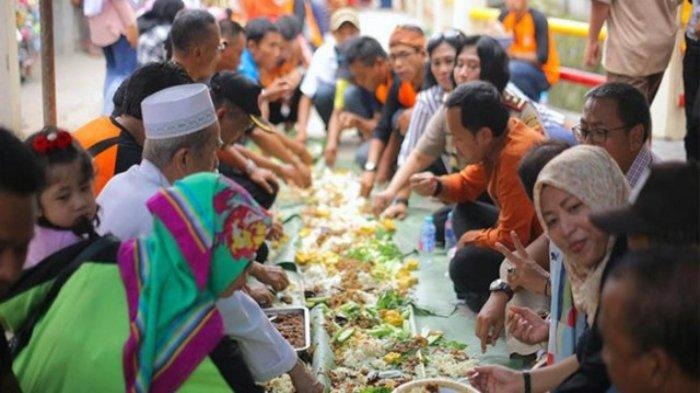 Beberapa Tradisi-tradisi di Indonesia Saat Menyambut Bulan Ramadan