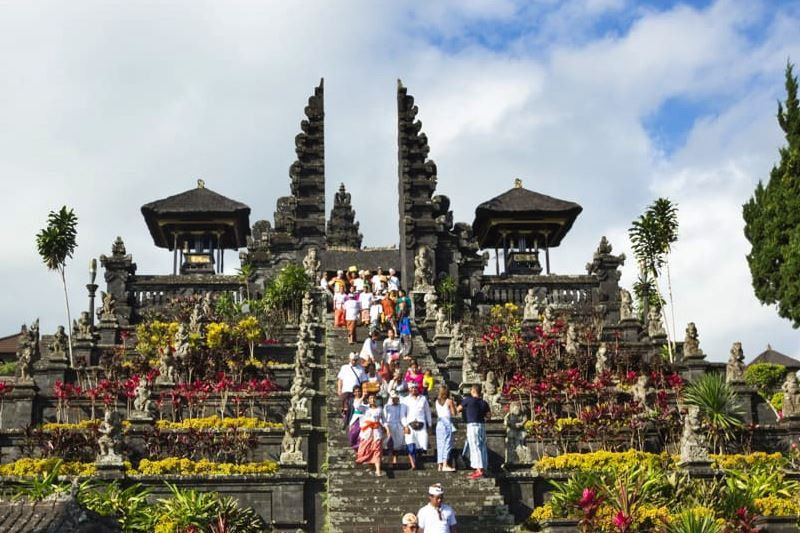 Sejarah dan Pesona Pura Besakih: Keajaiban Bali yang Menakjubkan
