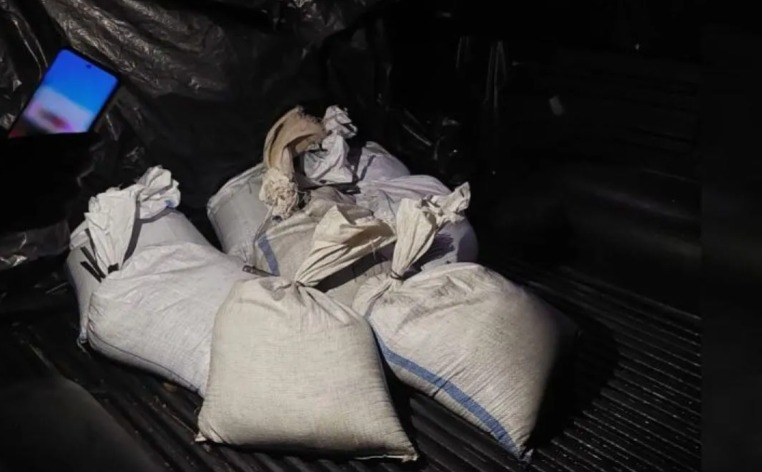 bangka-belitung-regional-police-arrest-lead-sand-illegal-transport-suspect