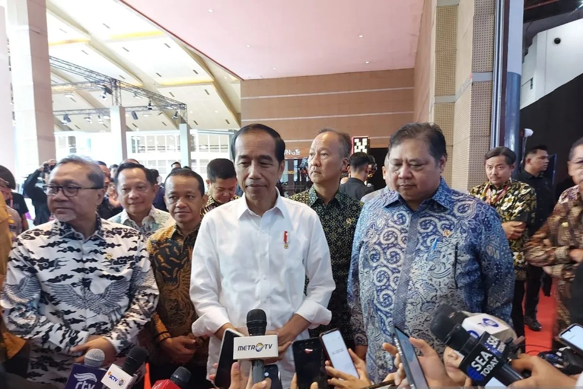 Jokowi Urged People to Stay Calm and Waits for Official Election Results