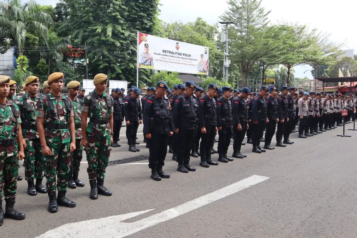 Police Prepares 1,200 Personnel for Persib vs PSIS Football Match