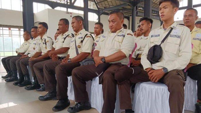 Polisi Berikan Perhatian Khusus Bagi Para Satpam Yang Siaga di Rest Area Tol Bakter