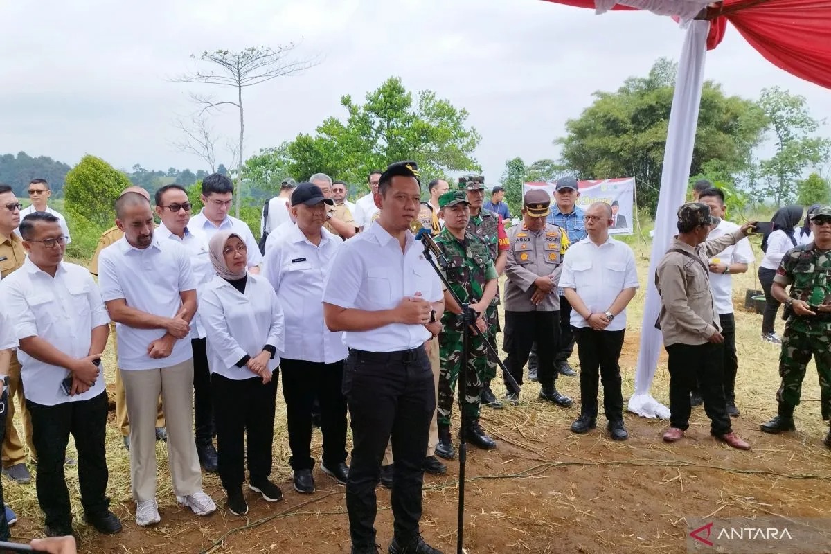 minister-ahy-prioritized-mediation-in-resolving-land-disputes