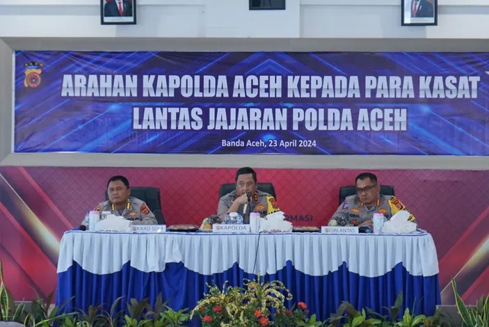 Kapolda Aceh Berikan Apresisasi Kepada Ditlantas Polda Aceh dan Jajaran dalam Meminimalisir Kecelakaan Lalu Lintas