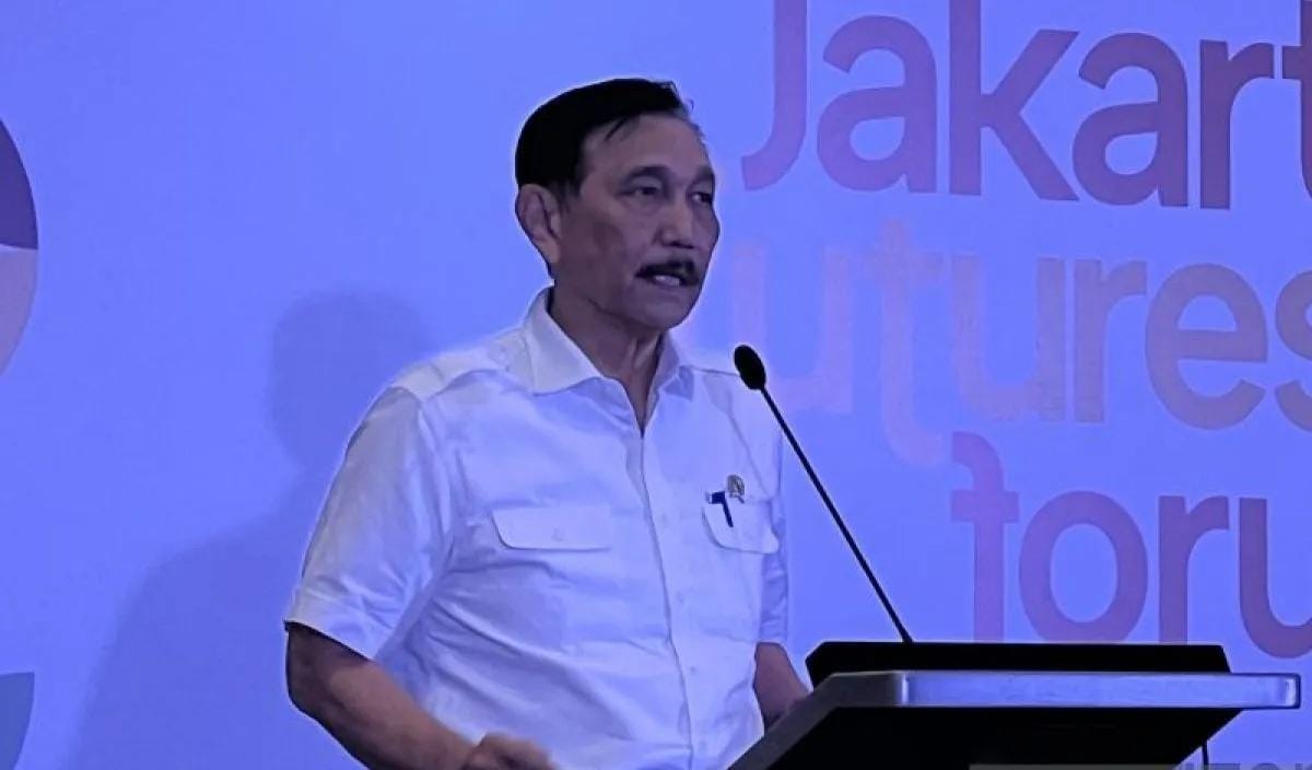 Menko Luhut: Pemerintah Hitung Pengadaan Subsidi Bioetanol untuk Atasi Polusi Udara