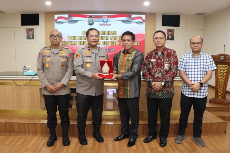 Rapat Koordinasi Penilaian Kepatuhan Tahun 2024, Wakapolda Kepri Terima Kunjungan Ombudsman RI