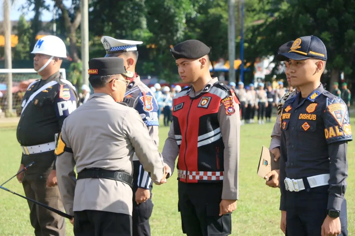 Kapolda Sumbar Pimpin Apel Gelar Pasukan Operasi Lilin 2024