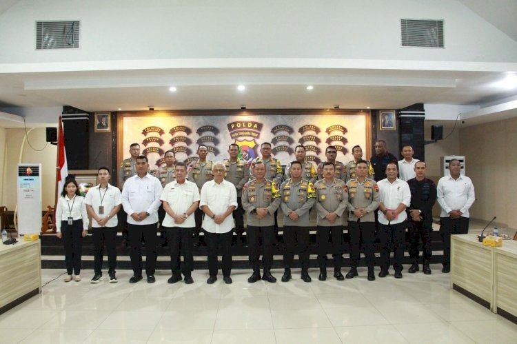 Gelar Kunjungan Kerja ke Polda NTT, Ketua Harian Kompolnas Evaluasi Pengamanan Natal dan Tahun Baru