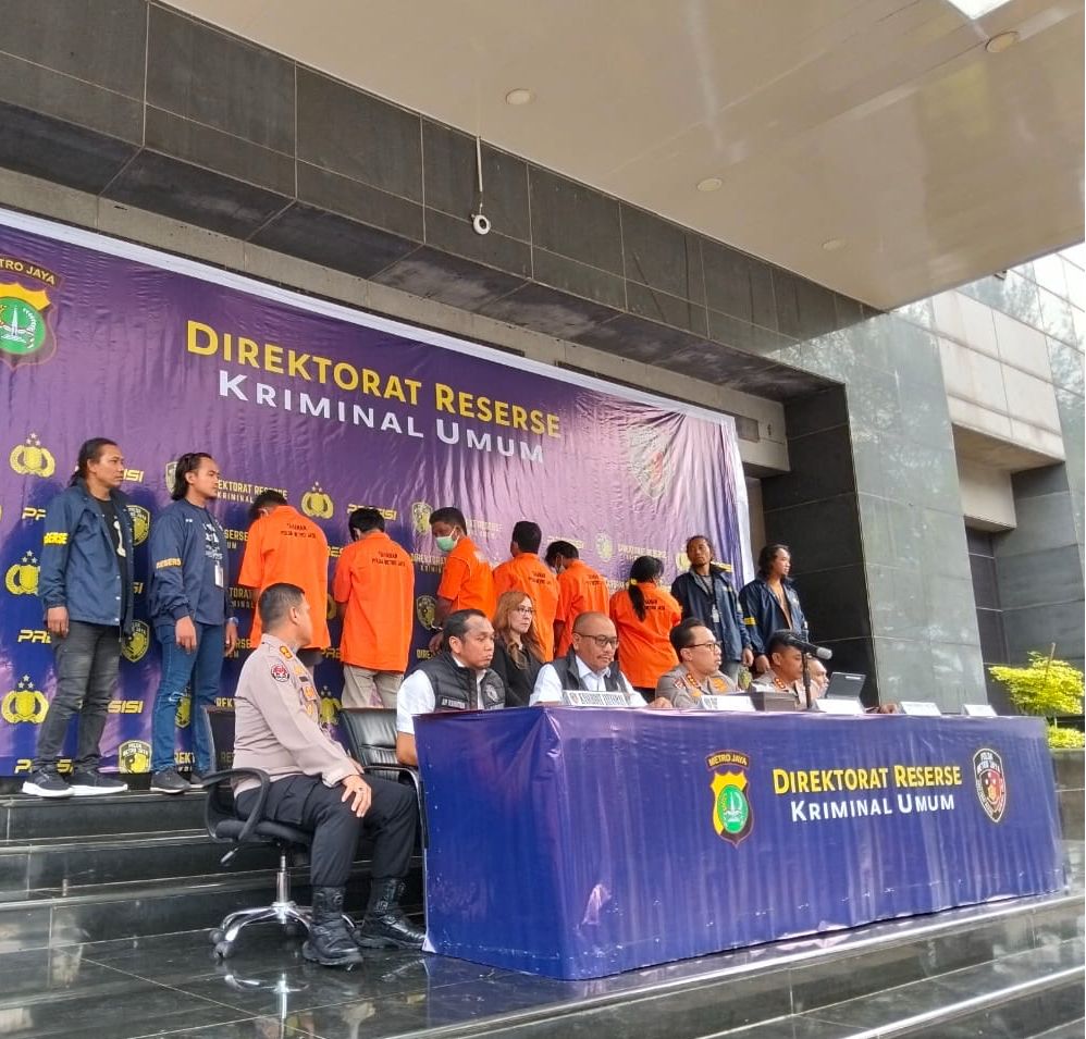 Polisi Buru Empat DPO Kasus Pembakaran Mobil di Harjamukti Depok