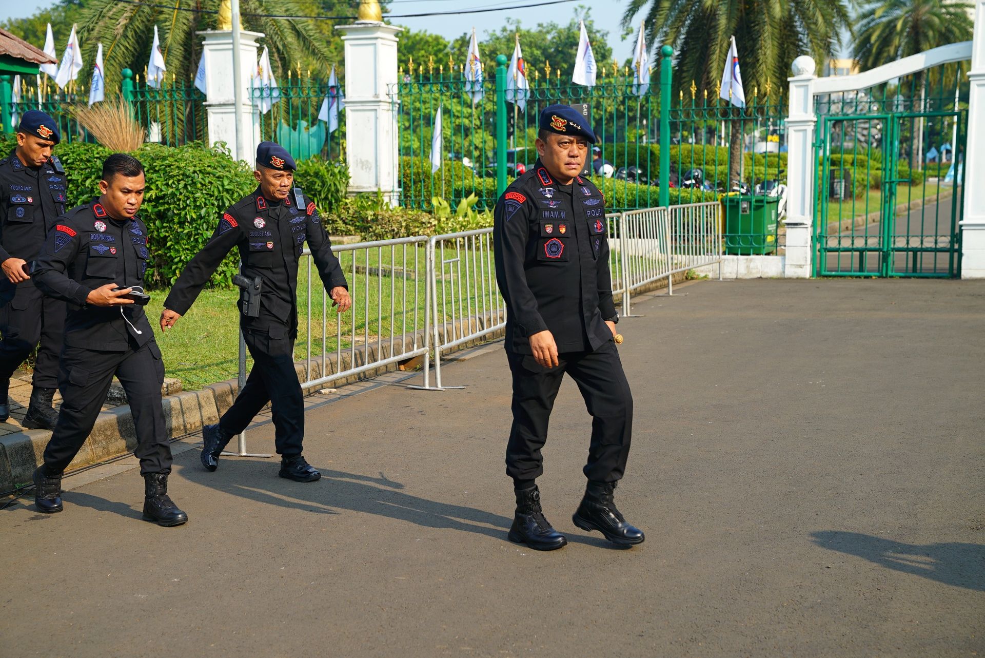 Antisipasi Gangguan Sitkamtibmas May Day 2025, Dankorbrimob Polri Dampingi Kapolri Tinjau Pengamanan Di Monas Dan DPR-MPR