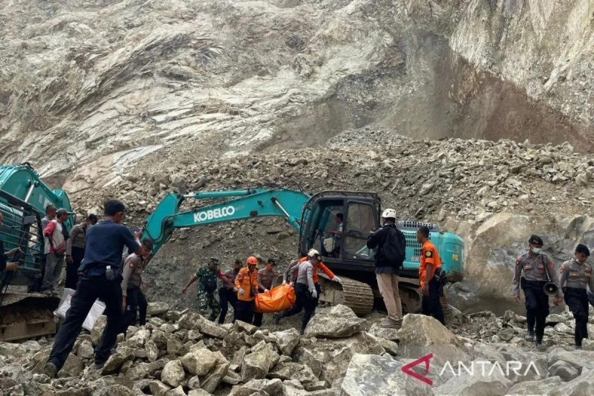 BNPB: Total Korban Longsor di Cirebon Capai 17 Orang